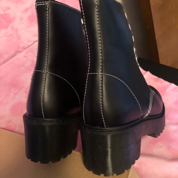 🌟Dr. Martens!! Shriver high contrast Sz 9 Rare! Sold out everywhere! NEW in box - Picture 2 of 11
